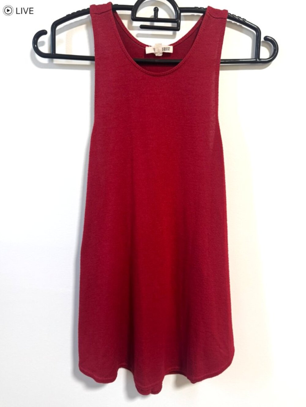 Wilfred Free Red Flowy Tank Top – Size Small
